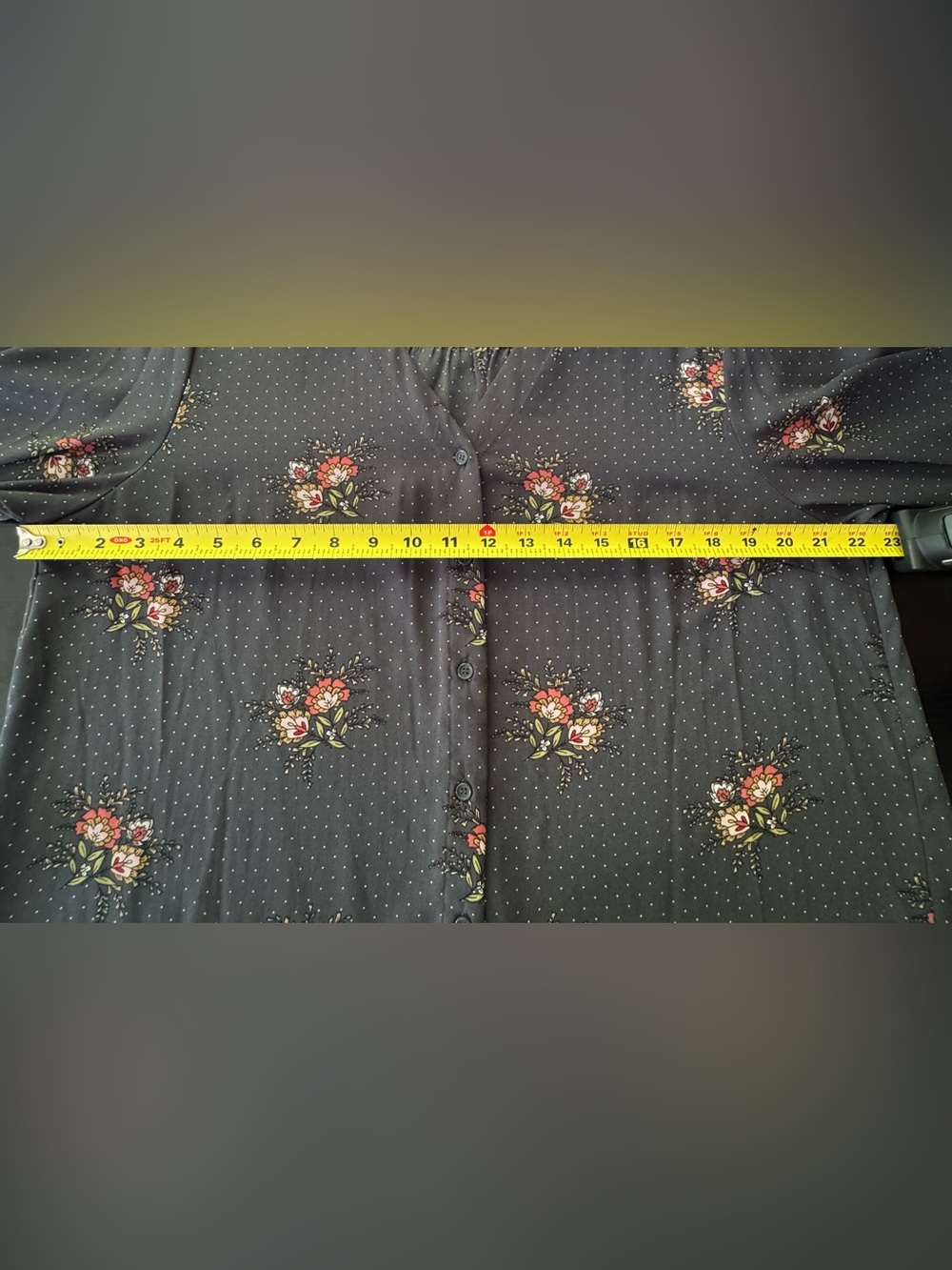 T Tahari XL Floral Polka Dot Button Front Blouse Smocked Ruffle Sleeve - Picture 6 of 6